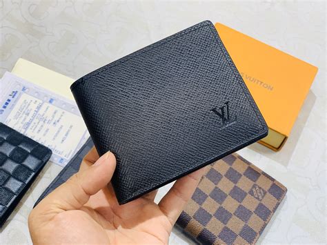 Ví nam Louis Vuitton hàng hiệu siêu cấp .